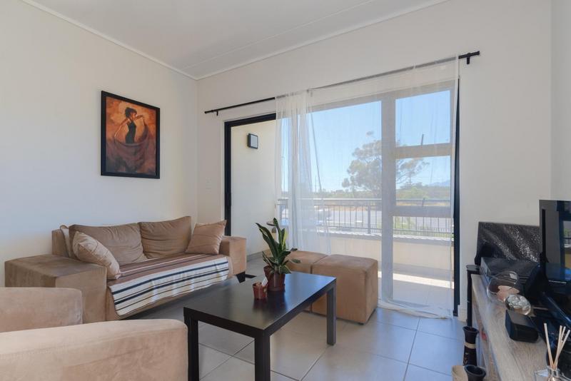 2 Bedroom Property for Sale in The Huntsman Western Cape